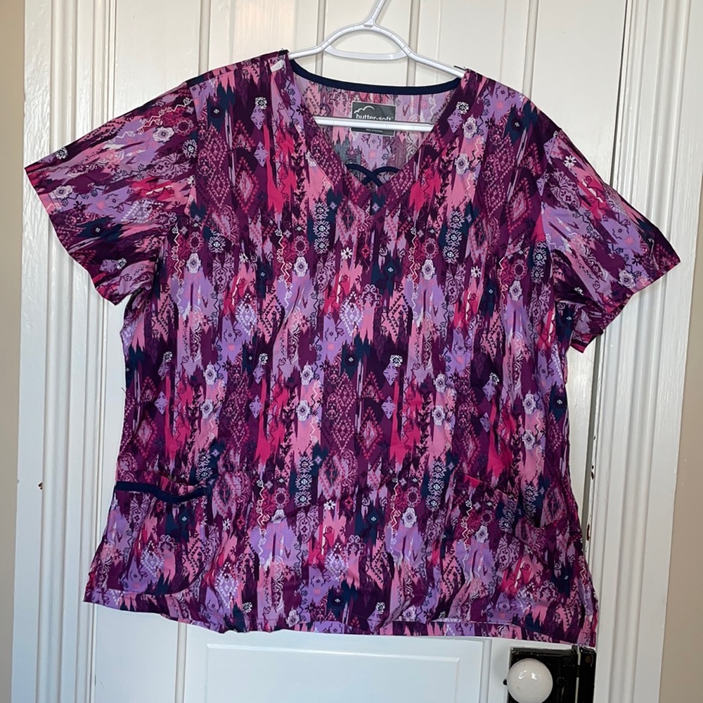 NWOT Butter Soft XL Pink & Purple Scrub Top